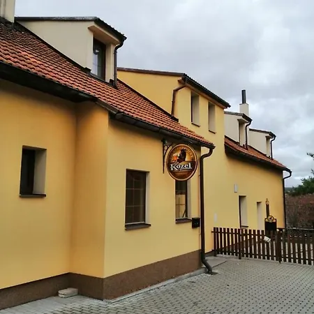 Pensionat U Kostela Nalzovice
